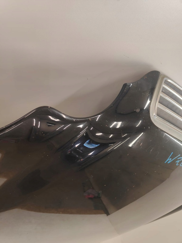 фото №7, Mercedes w203 c klasa 00-07 капот кришка двигуна відколювання решітка радіатора петлі