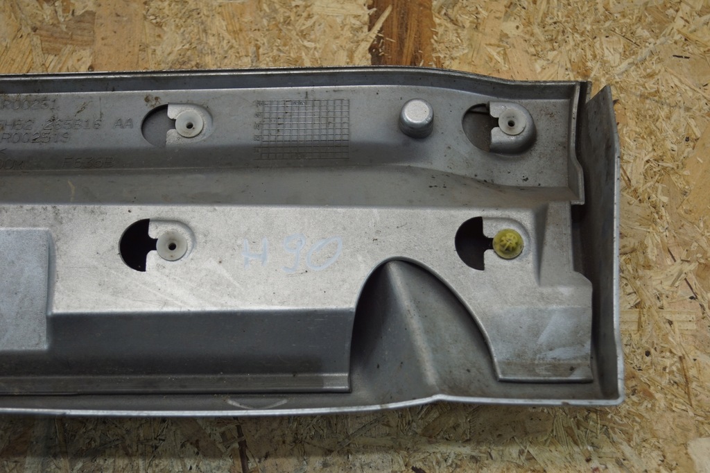 фото №10, Молдинг двері правий задня land rover freelander ii 6h52-265b16-aa lr002519