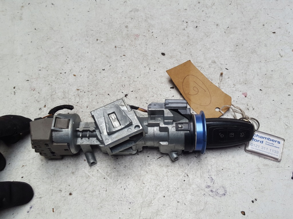 фото №1, Ford focus mk3 iii 10r- замок запалювання ключ