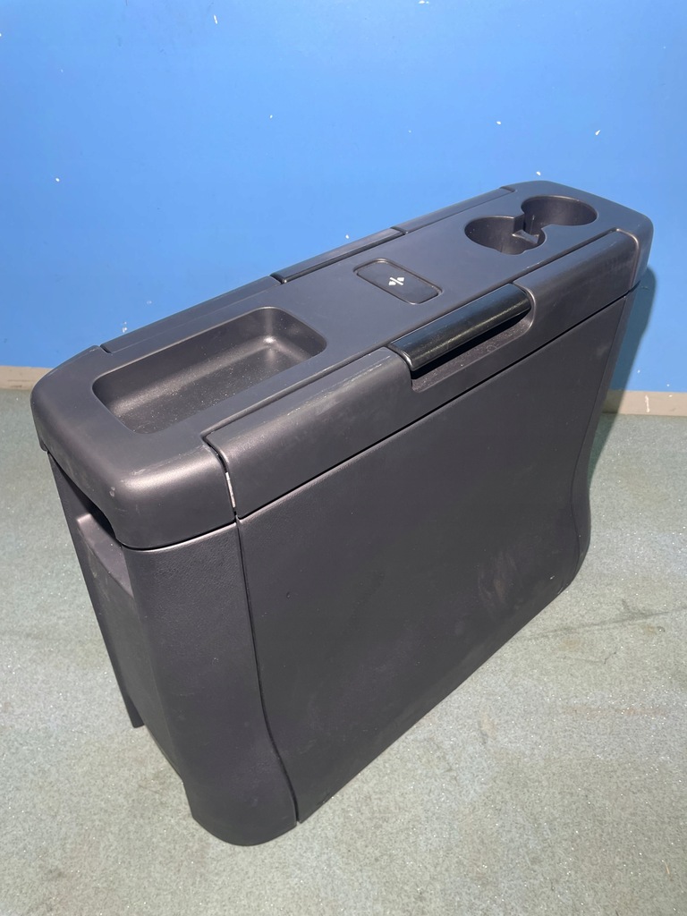 фото №4, Stolik renault trafic iii iv spaceclass 9051231206