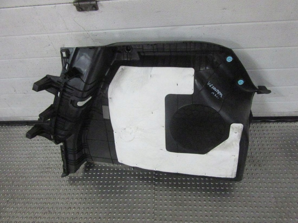 фото №5, Hyundai veloster i обшивка osłoba багажника задня