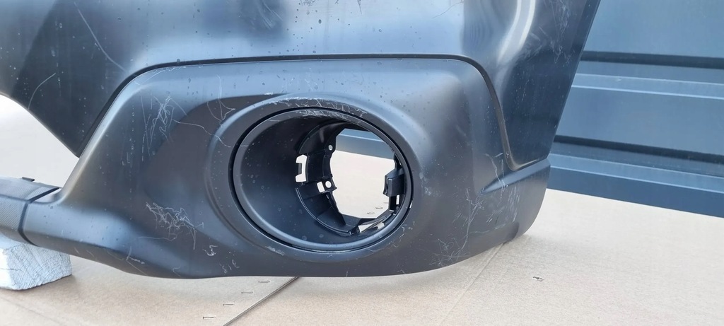 фото №8, Subaru outback v 2014- бампер перед orygiinał b418