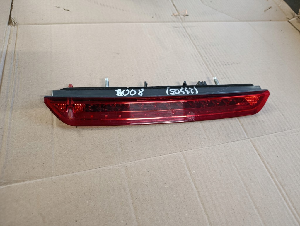 фото №1, Peugeot 5008 ii 2 лампа свет стоп