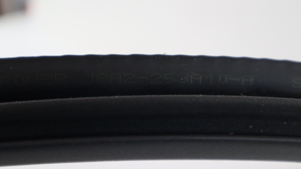 фото №7, Range rover velar l560 прокладка дверь задняя