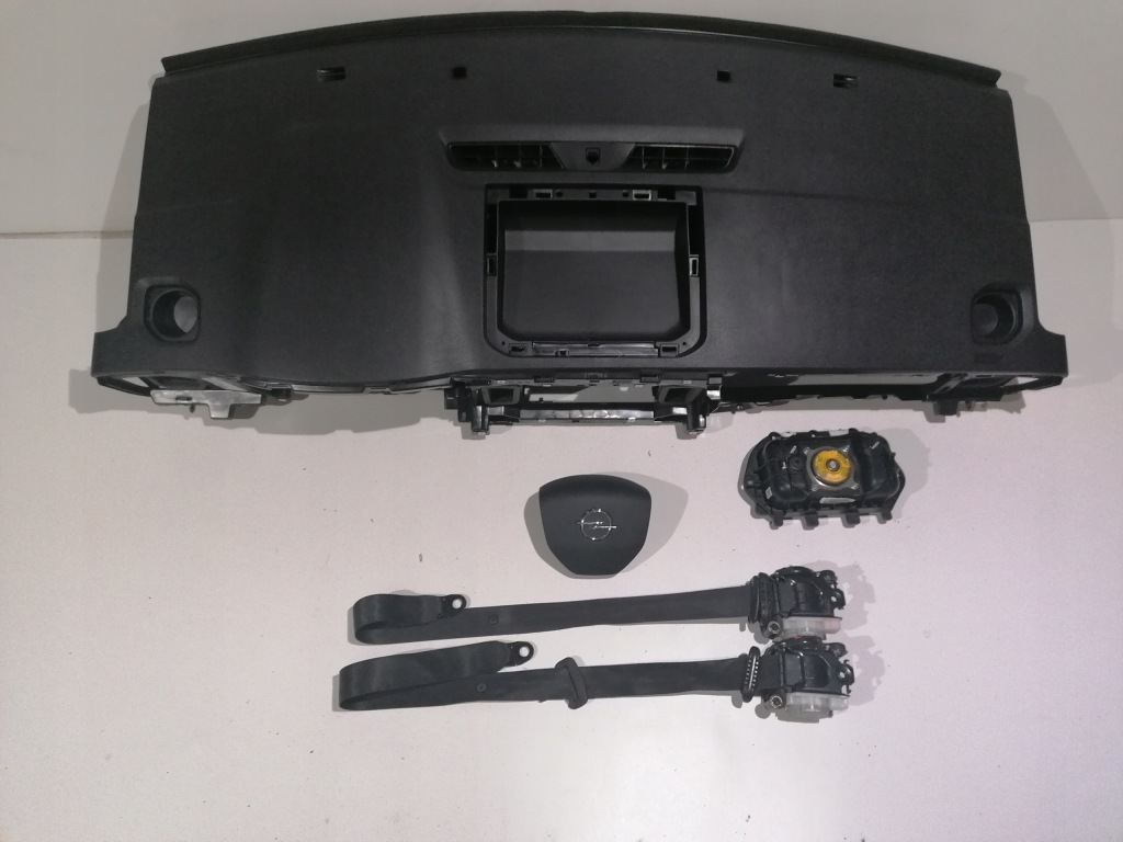 фото №1, Opel vivaro приборная панель консоль подушка безопасности ремни оригинал nowa