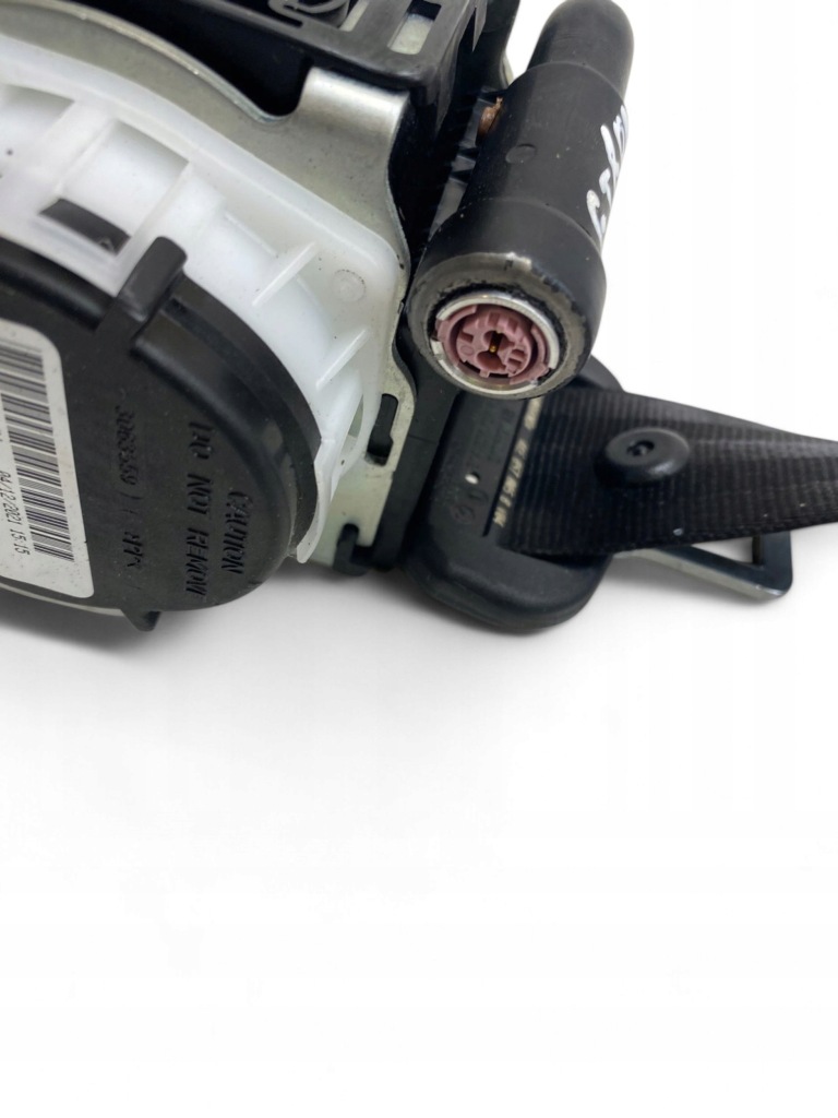 Audi e-tron ремінь безпеки сидіння заднього Київ