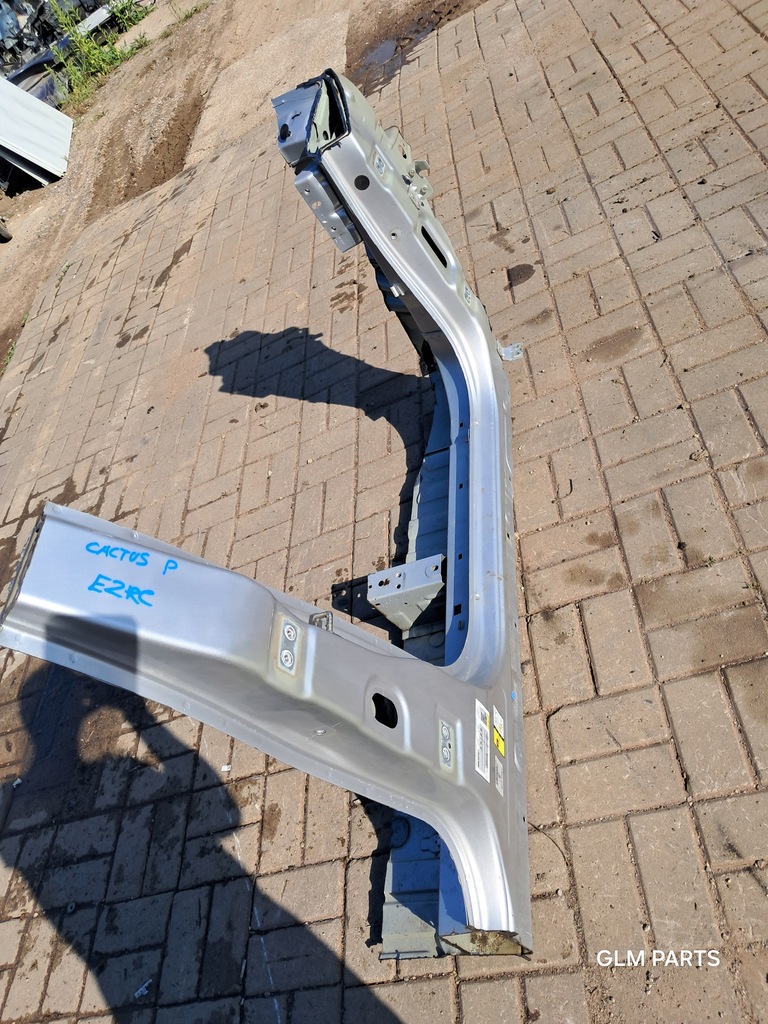 фото №10, Citroen c4 cactus поріг правий передній блок двигуна