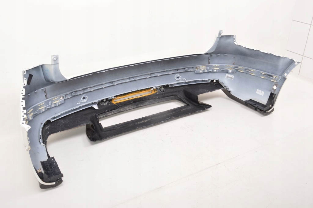 фото №14, Bentley bentayga 2015r бампер задний