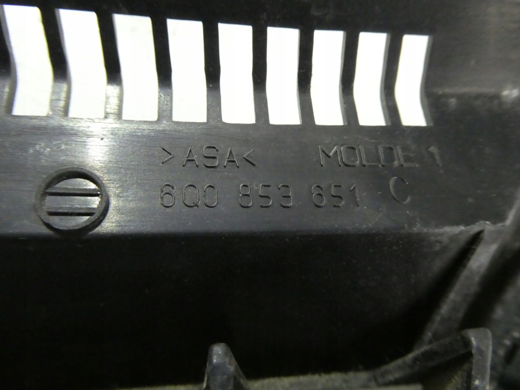 фото №5, Решітка радіатора решітка радіатора радіатора vw polo iv 9n 6q0853851