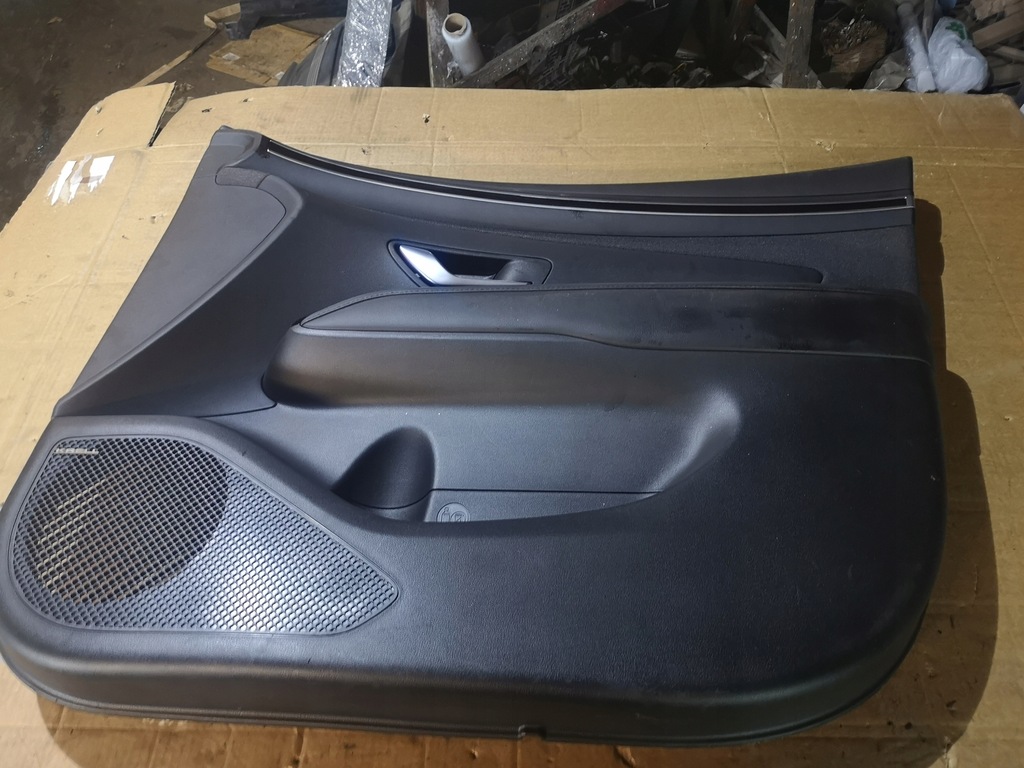 фото №1, Hyundai tucson iv 4 обшивка дверь правый левый задняя