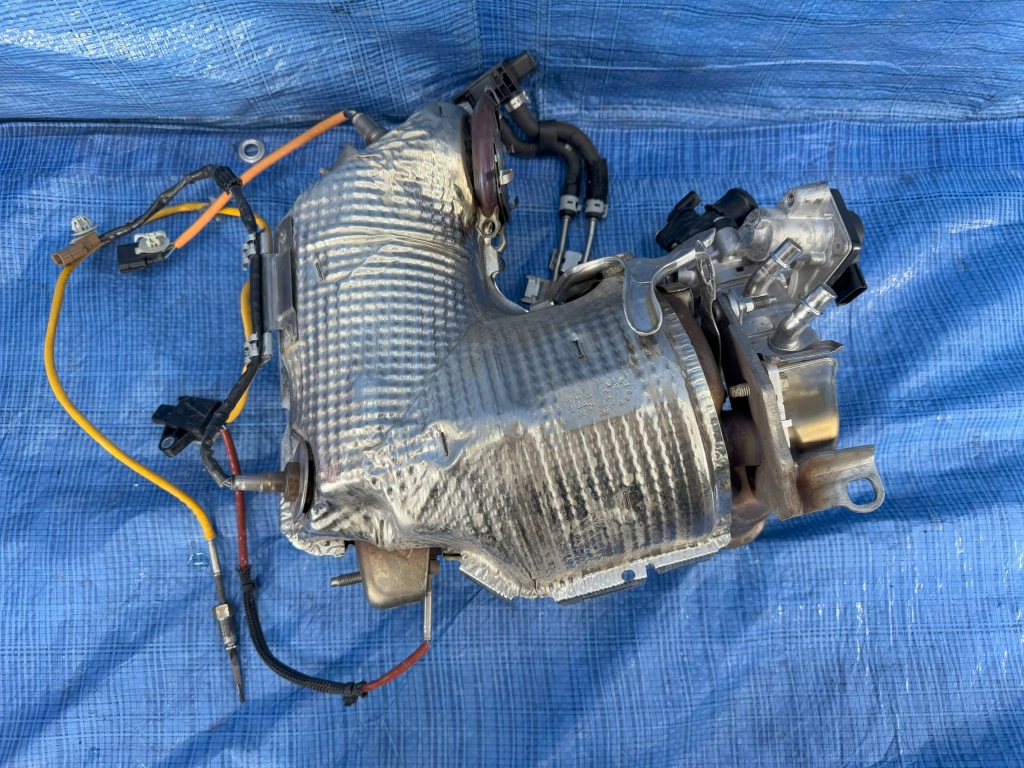 Каталізатор renault austral 1.2 e-tech 208a09670r 147107518r Недорого