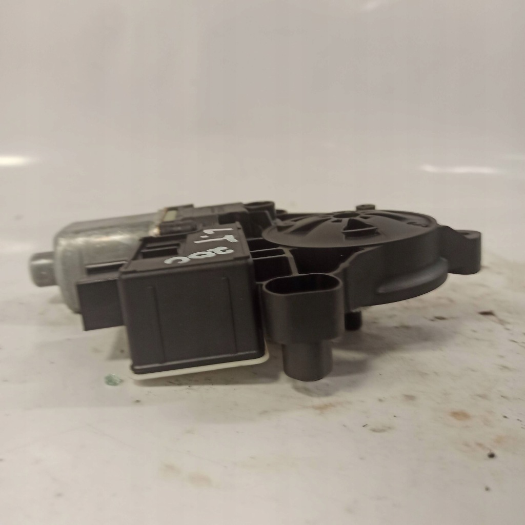 фото №11, Skoda fabia iii lift моторчик стекло левый задняя 5q0959407d