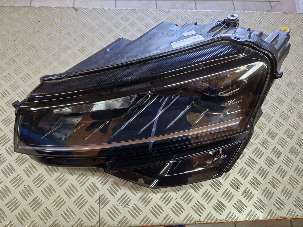 фото №1, Лампа левая передняя full led skoda karoq 2017r-