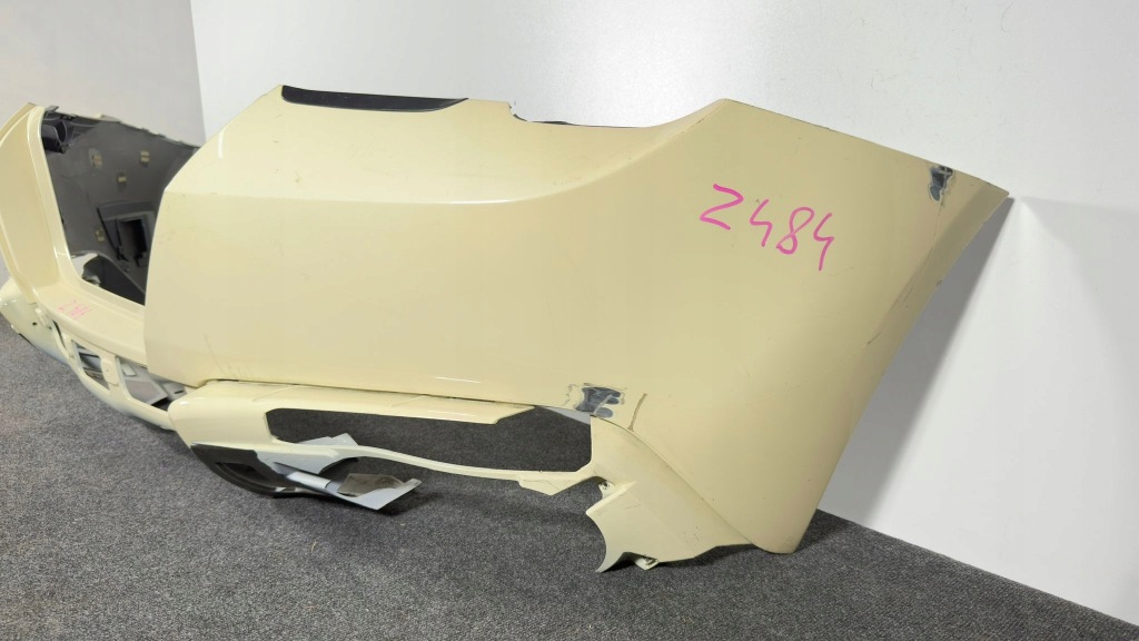 Ferrari roma spider f169 бампер задний  задний полный хороший Недорого