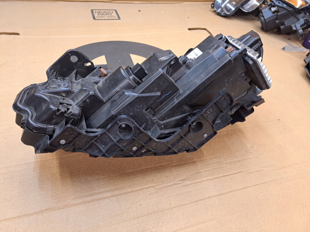 фото №13, Jeep cherokee kl 19- лампа передня права led ксенон eu