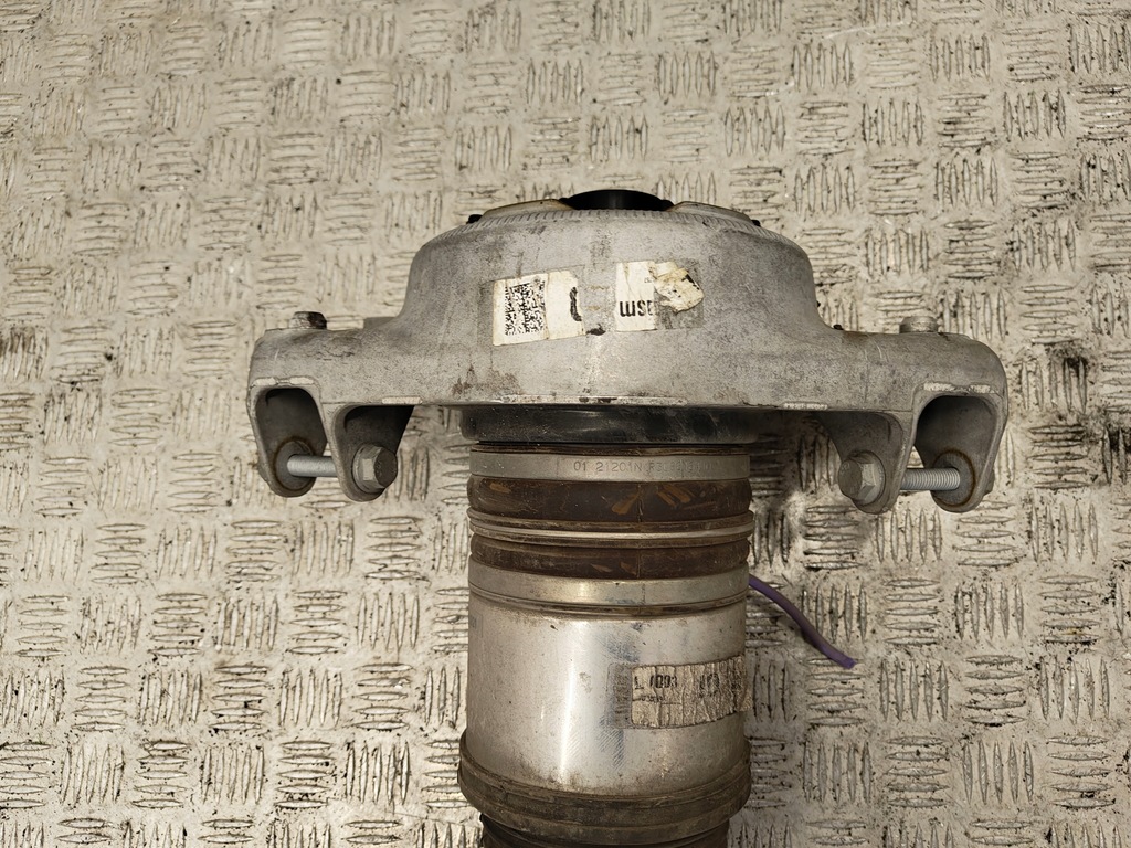 фото №5, Porsche macan амортизатор пневматический перед правый левый 95b616039