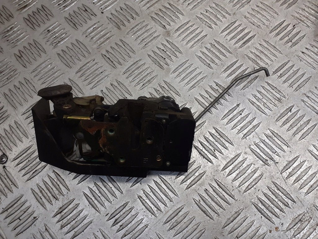 фото №2, Замок дверь правый задняя alfa romeo 156 4pin