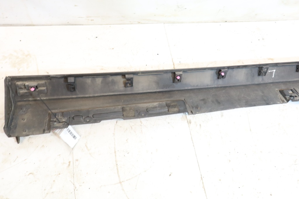 фото №2, Накладка порог левая mazda 3 iv