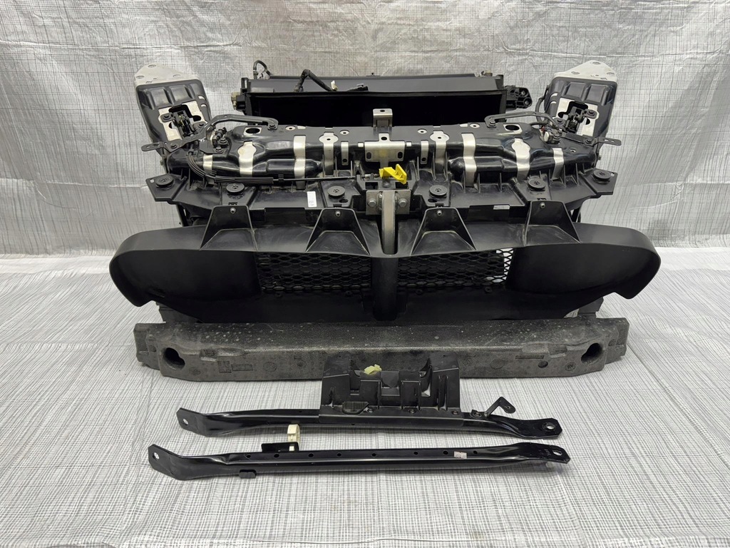 фото №14, Перед kompletny maserati grecale folgore grecale - folgore