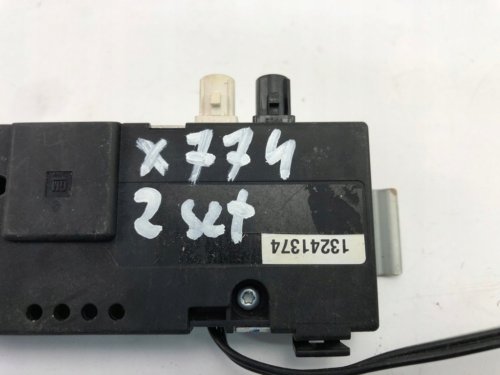 фото №6, Opel insignia a підсилювач антени 13241374