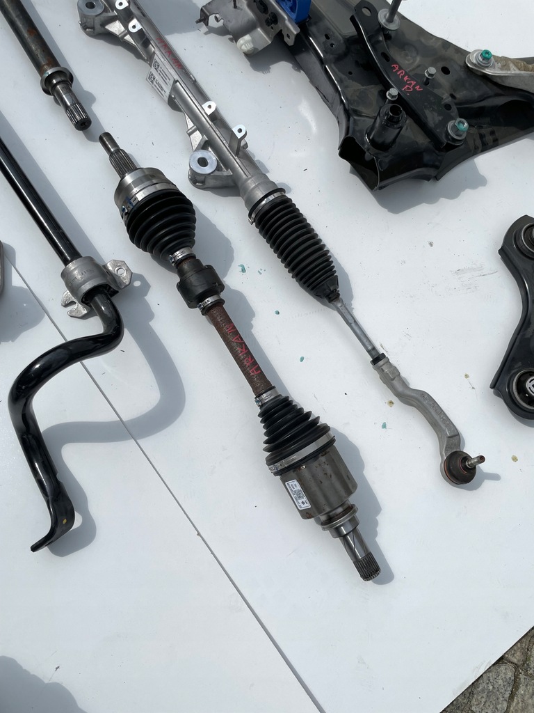 фото №10, Renault arkana 1.6 e-tech гібрид привідний вал права 391009510r