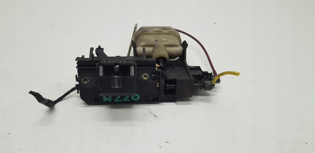 фото №1, Замок крышки багажника mercedes s w220