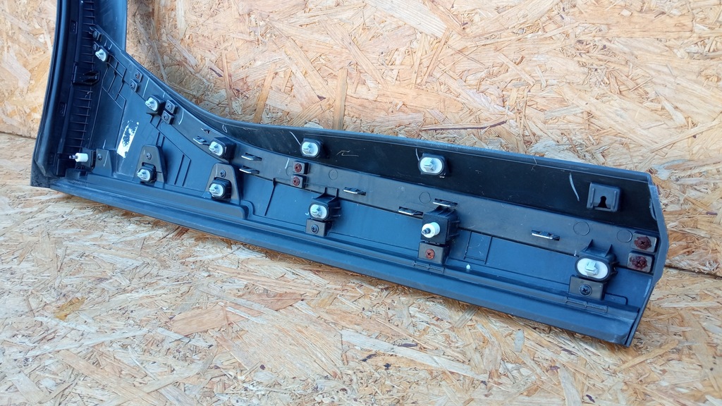 фото №10, Kia ev6 2021- молдинг дверь левый задняя