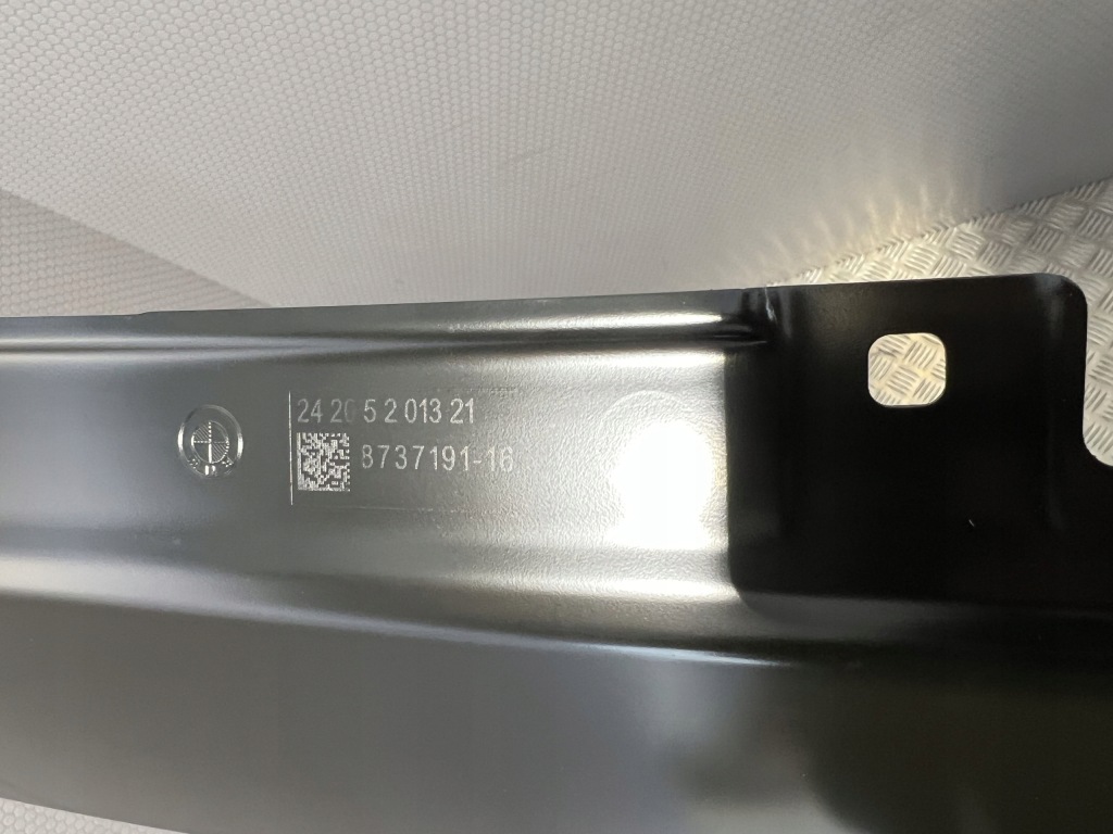 Новый оригинальный крыло  перед передний левое  bmw ix i20 2021- оригинал новый в Украине