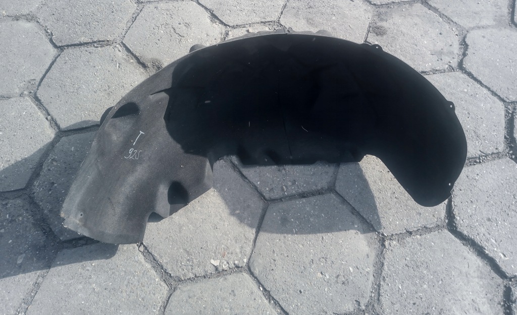 фото №1, Подкрылок левый задняя vw touareg 7p6810971