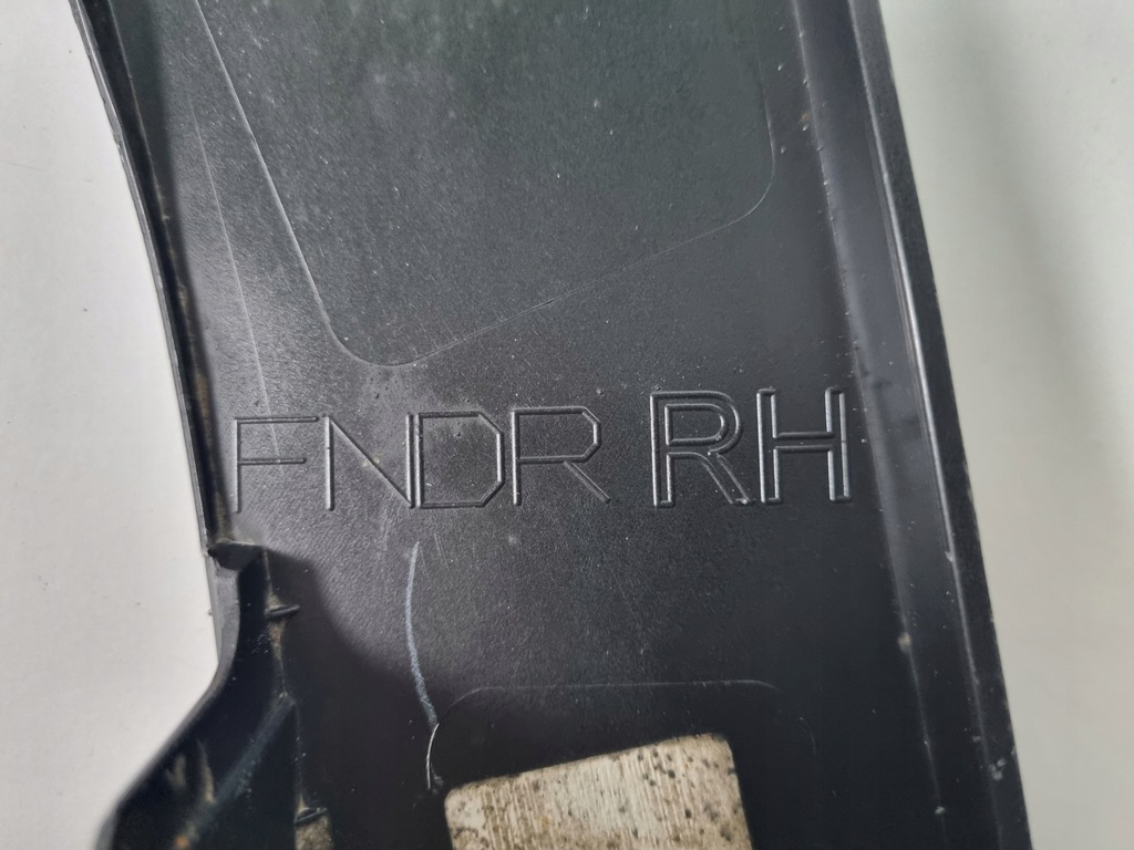 фото №7, Kia niro 2019- молдинг накладка крила права перед 87714-at100