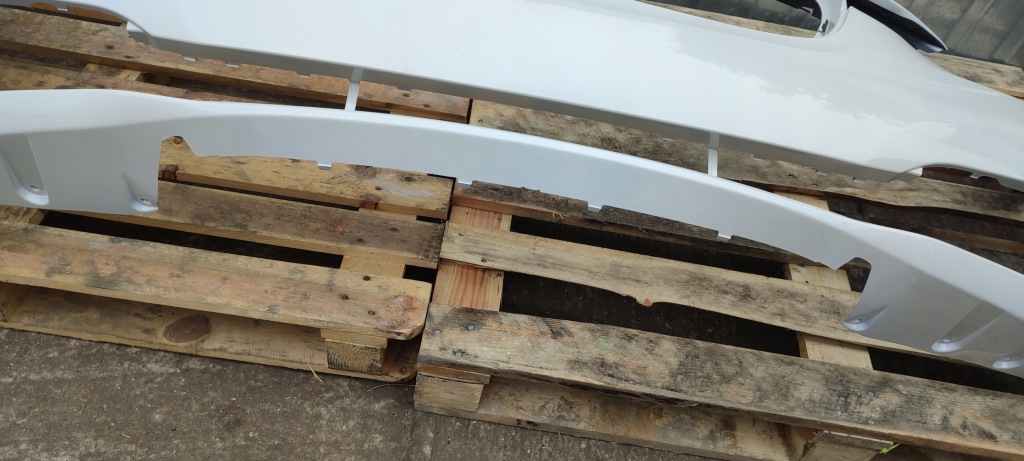 Бампер перед передний bmw 3 f30 f31 lift 05.2015r-12.19 a300 alpineweiss Оригинал