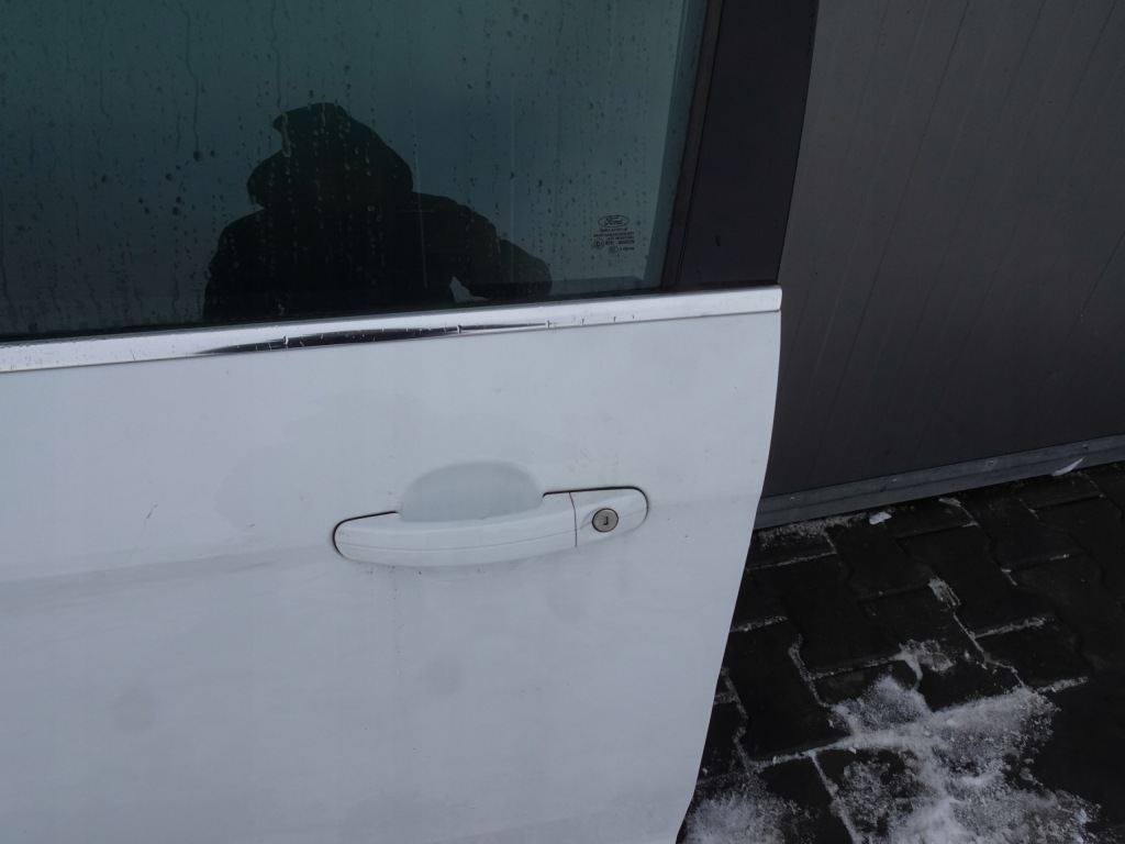 Ford focus 3 5d hb двері лівий перед 80um Зі Шроту