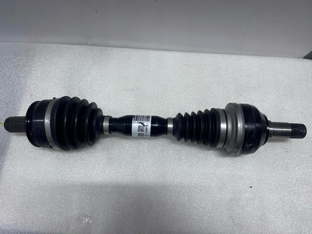 фото №1, Приводной вал левая передняя mercedes w156 w242 a2463301201nowa!!