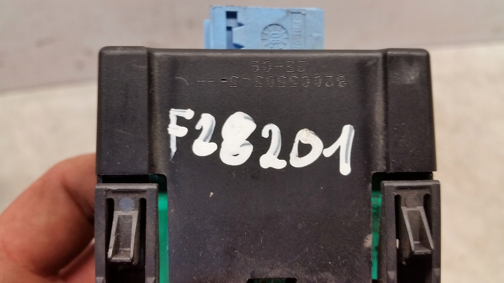 фото №6, Кнопка тормоза ручного renault espace iv 4