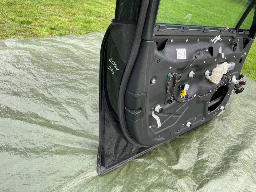 фото №11, Porsche panamera 970 дверь левая передние левый перед код лакокрасочного покрытия l041