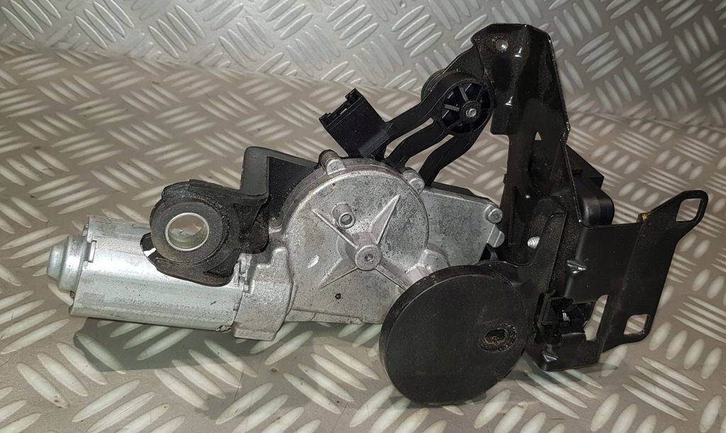 фото №7, Bmw 5 e61 lift механизм дворники моторчик крышки стекло задняя 7208601 08r