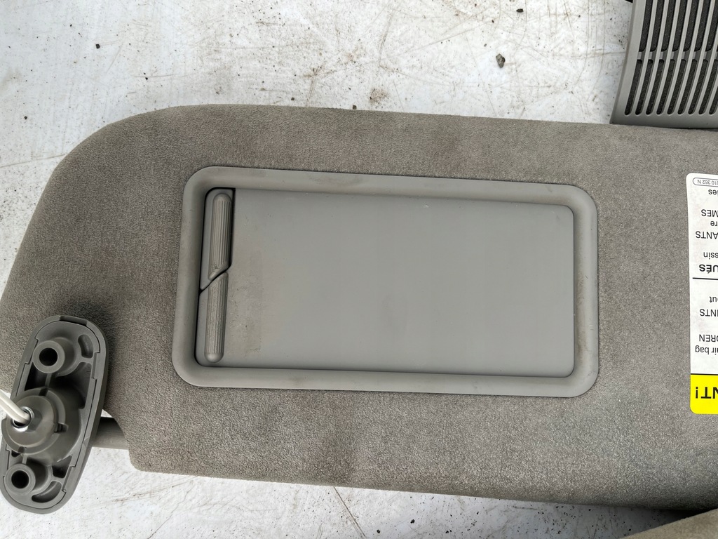 фото №16, Серая alcantara audi a8 s8 d3 потолок комплект