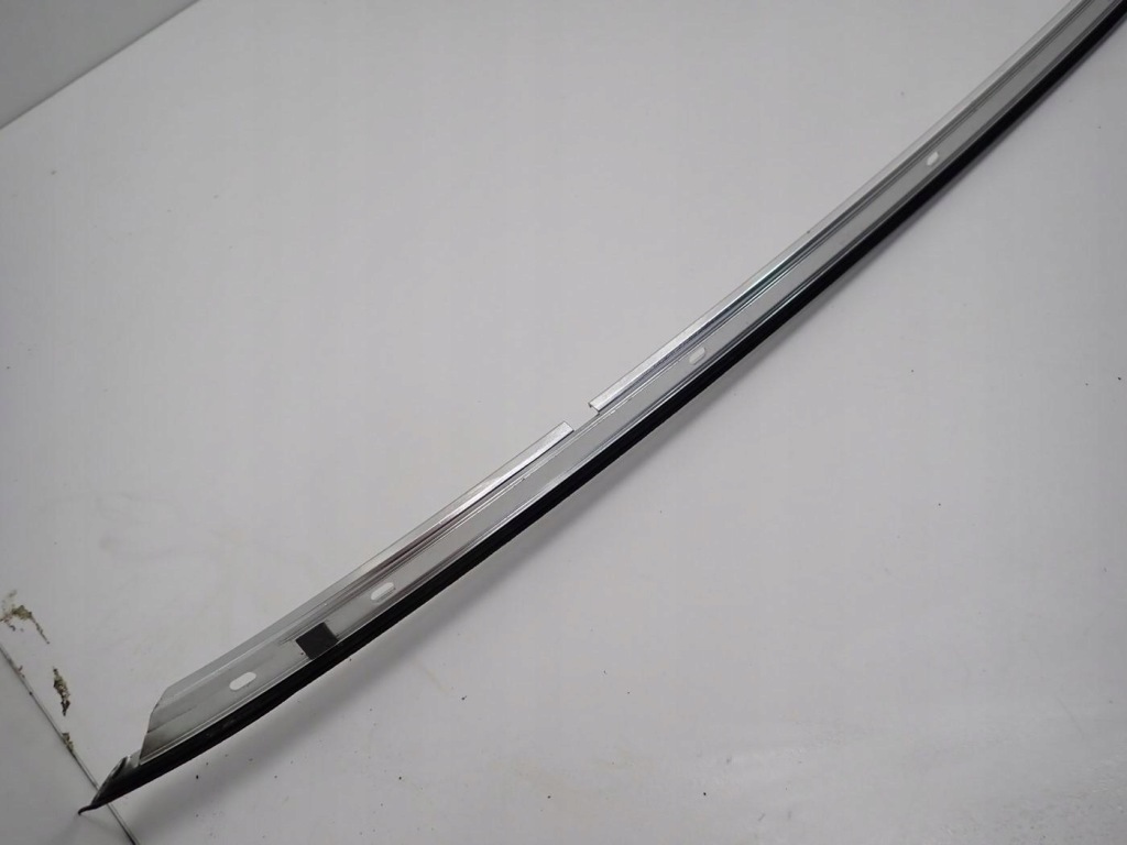 Молдинг дахова дах ліва a11767307 11767307 mercedes cla w117 18r Київ