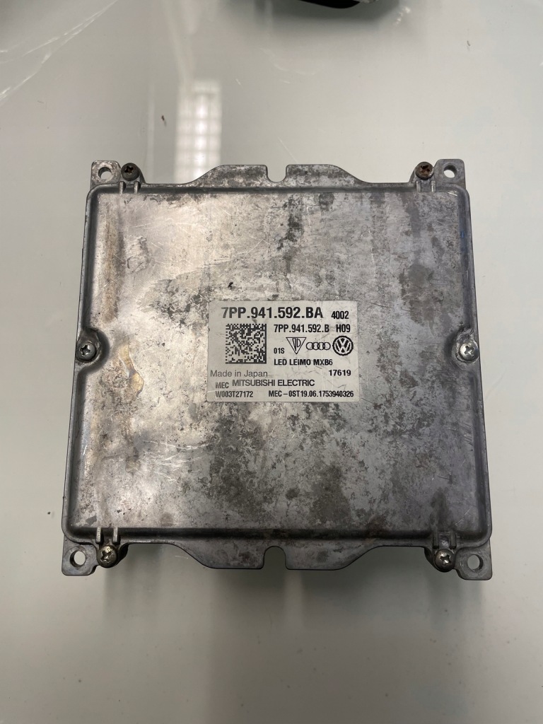 фото №1, Модуль преобразователь лампы audi a8 d5 porsche 7pp941592ba