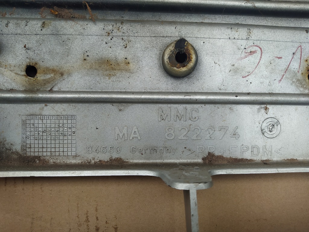 фото №13, Mitsubishi space star i бампер передний