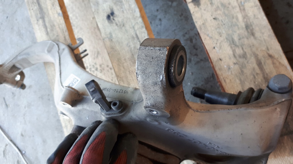 фото №10, Sq5 8r q5 поворотный кулак левая перед 3.0 tfsi s4 b8 a4