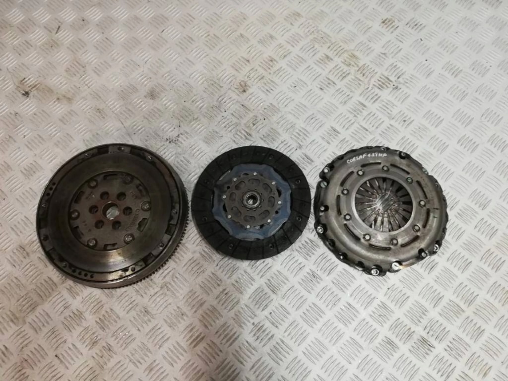 фото №1, Opel corsa f 1.2 thp сцепление колесо двухмассовый