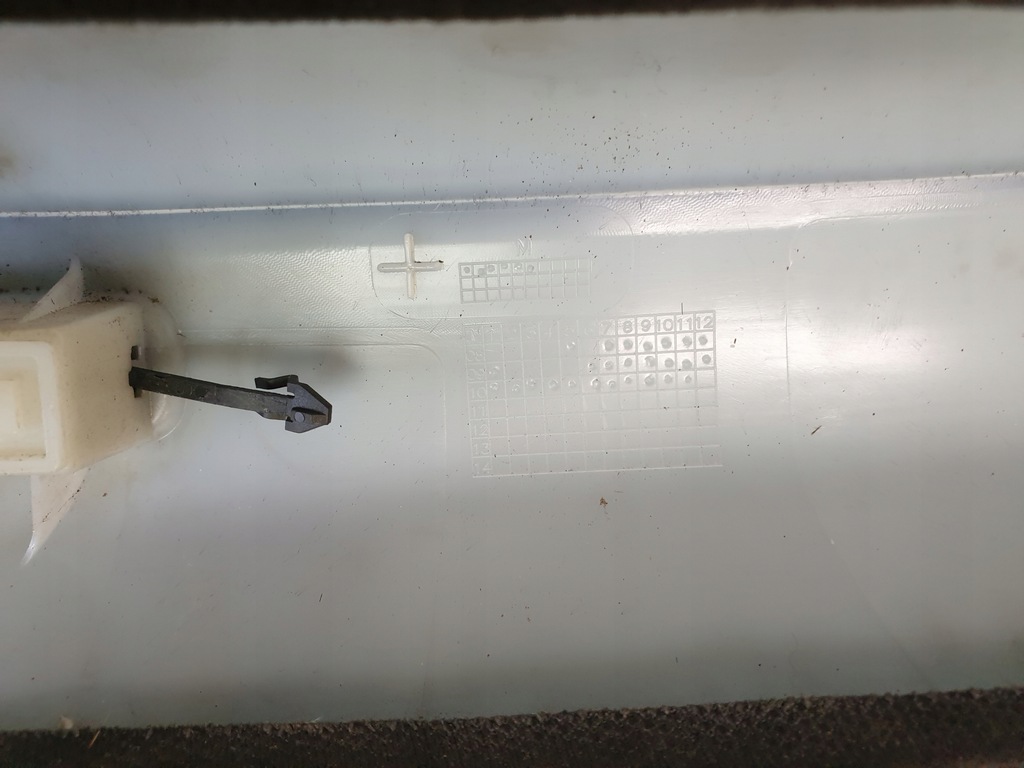 фото №8, Обшивка защита стойка lewego audi оригинальный номер 8t8867233