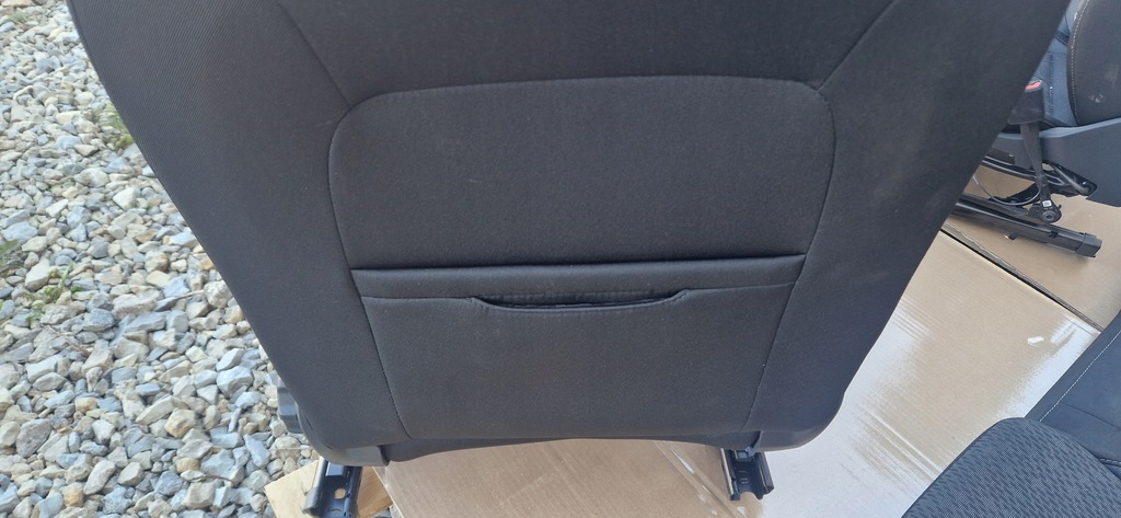 фото №8, Сиденья заднее сиденье skoda octavia iv sedan jak nowe подогрев