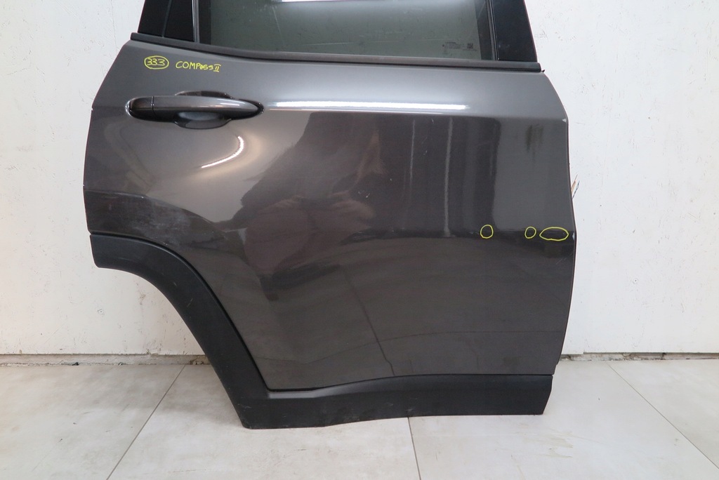 фото №2, Двері праве правий задня задні jeep compass ii