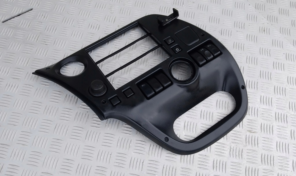 фото №2, Панель приборная панель радио daf xf 105