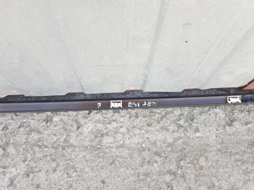 Молдинг правая кровельная relingowa bmw e46 sedan Недорого