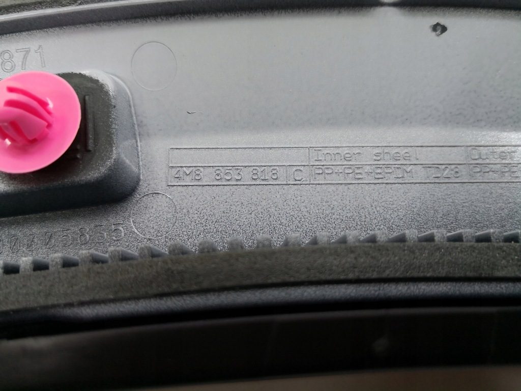 фото №9, Молдинг крила audi rsq8 sq8 4m8 kpl