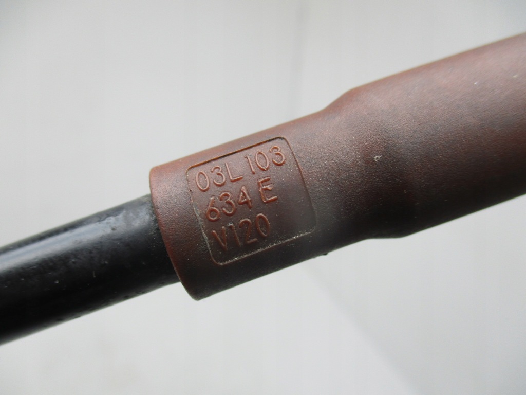 Audi a4 b8 a5 07-14 2.0 tdi cag щуп щуп масла 03l115611e 03l103634e с Разборки