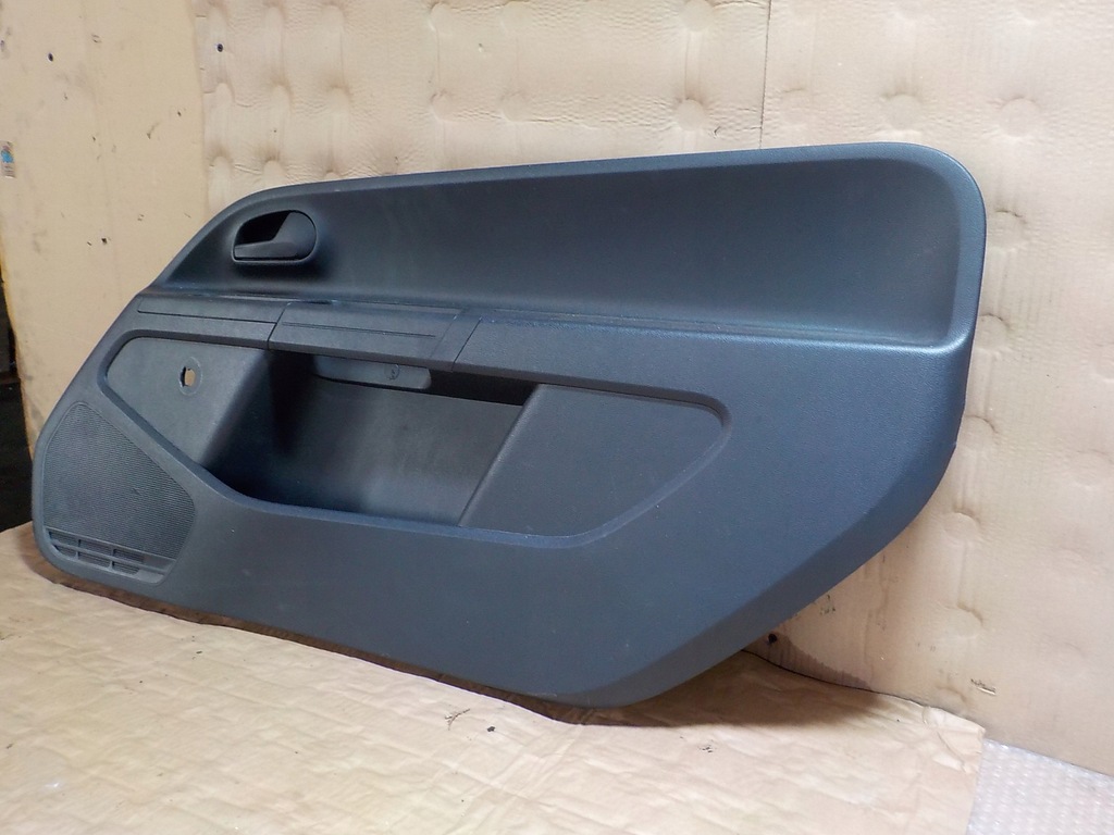 фото №2, Citigo обшивка двері правий перед